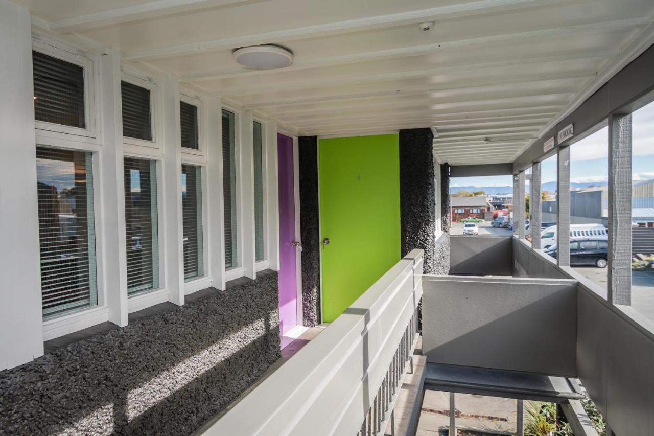 The Hibernian Studio Apartments - 4 Latter Street Timaru Εξωτερικό φωτογραφία