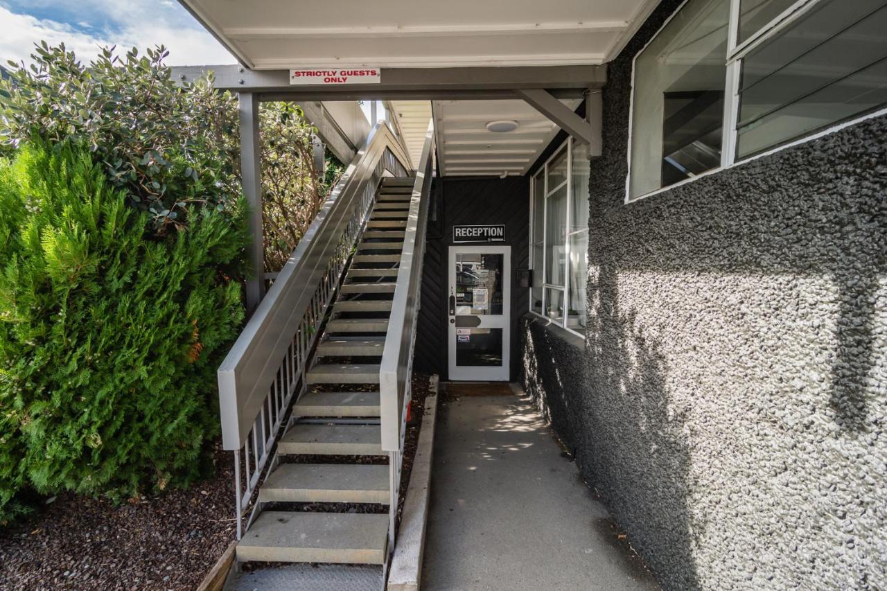 The Hibernian Studio Apartments - 4 Latter Street Timaru Εξωτερικό φωτογραφία