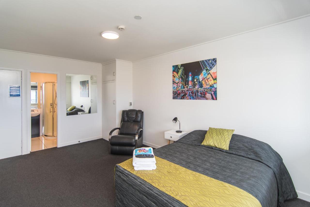 The Hibernian Studio Apartments - 4 Latter Street Timaru Εξωτερικό φωτογραφία