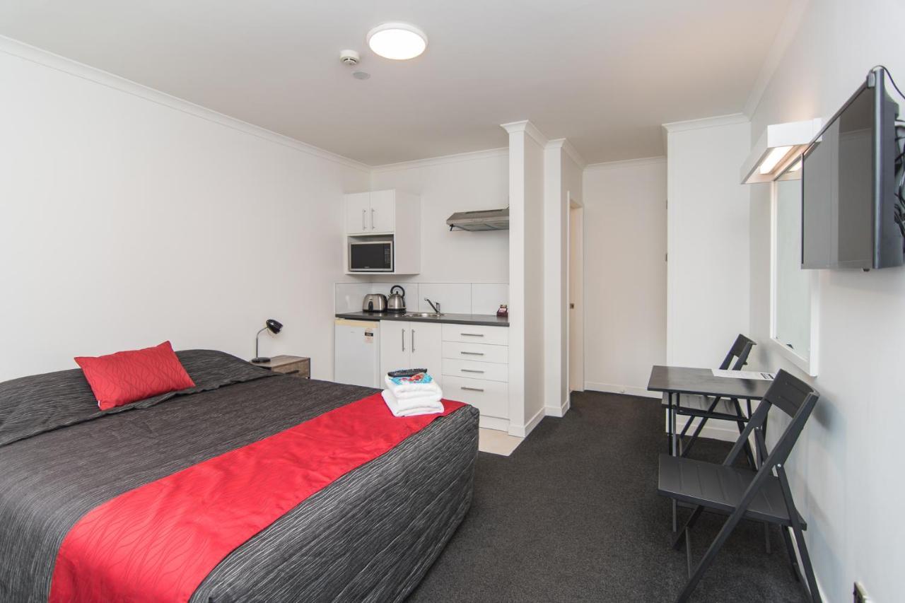 The Hibernian Studio Apartments - 4 Latter Street Timaru Εξωτερικό φωτογραφία
