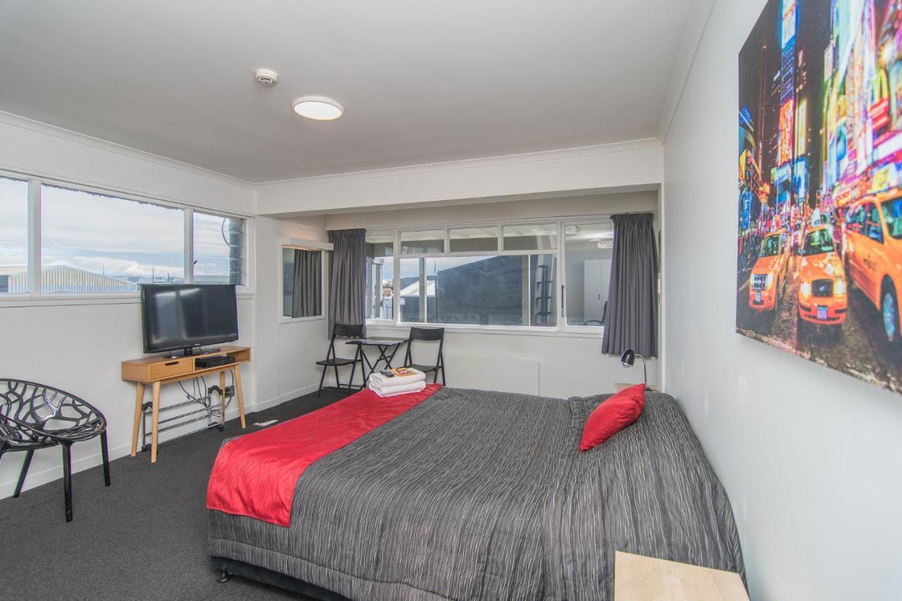 The Hibernian Studio Apartments - 4 Latter Street Timaru Εξωτερικό φωτογραφία