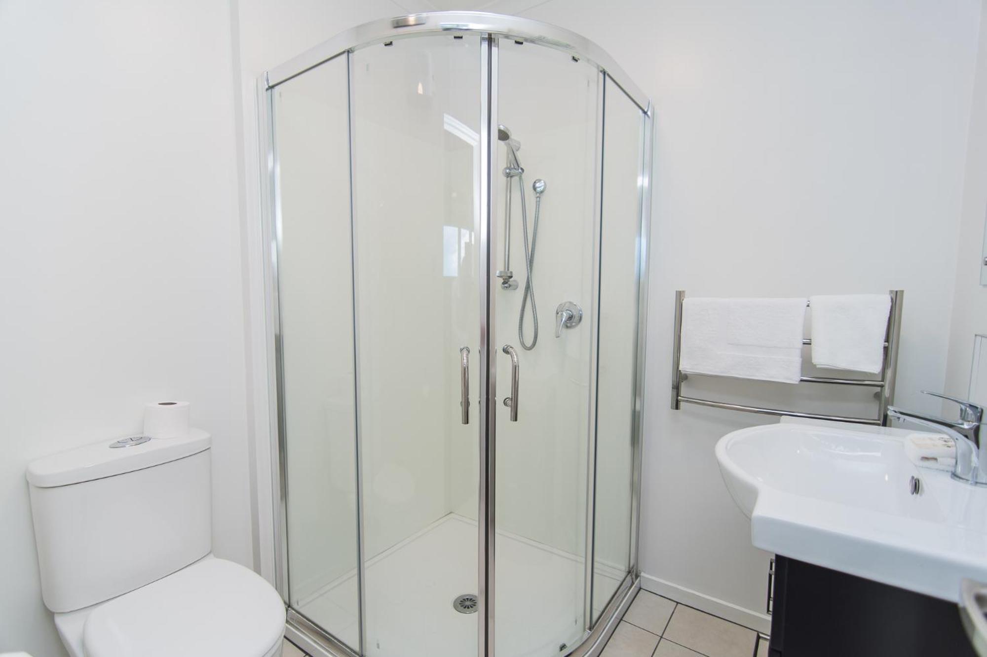 The Hibernian Studio Apartments - 4 Latter Street Timaru Δωμάτιο φωτογραφία